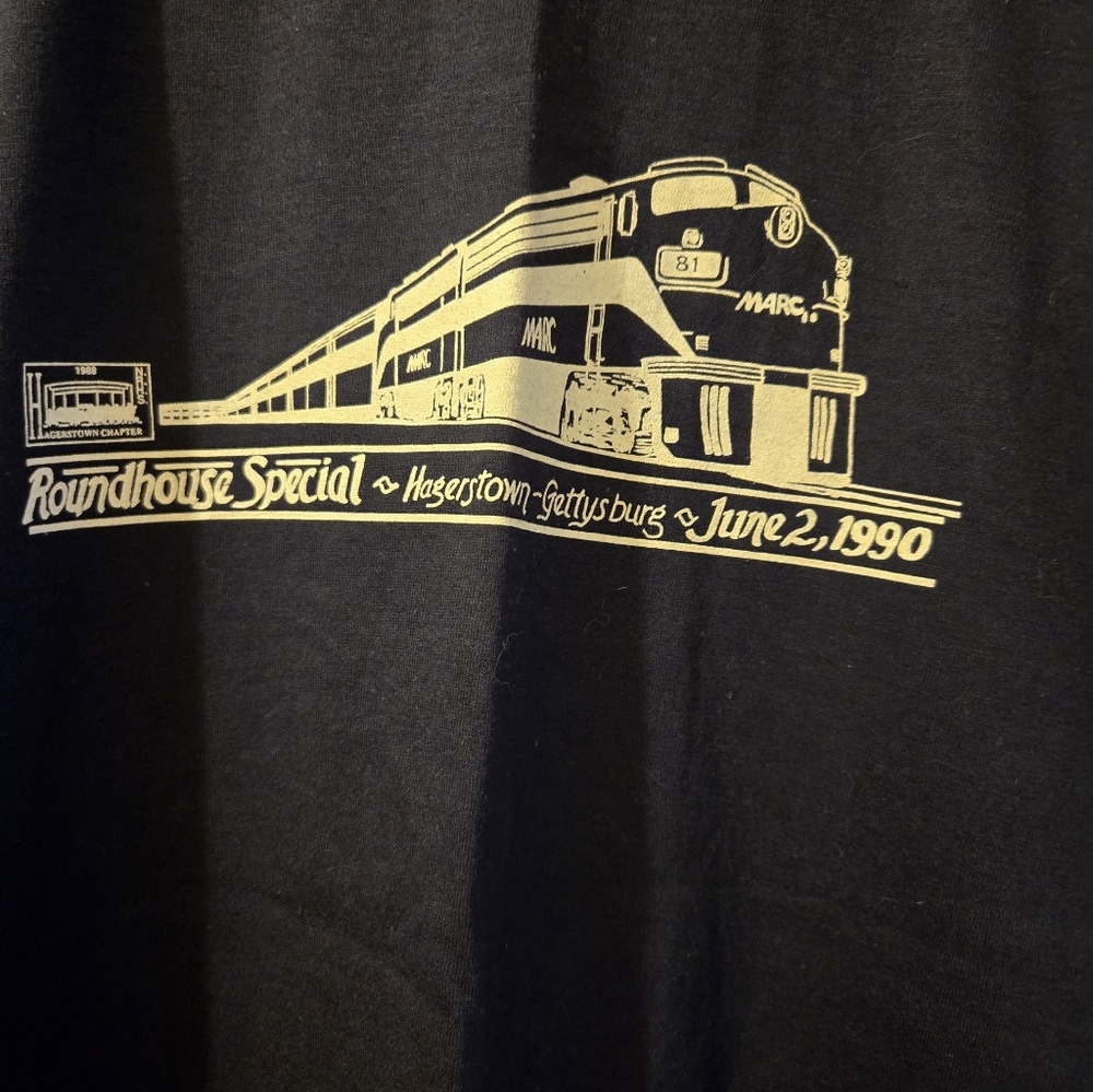 T-shirt - Picture 3 of 4